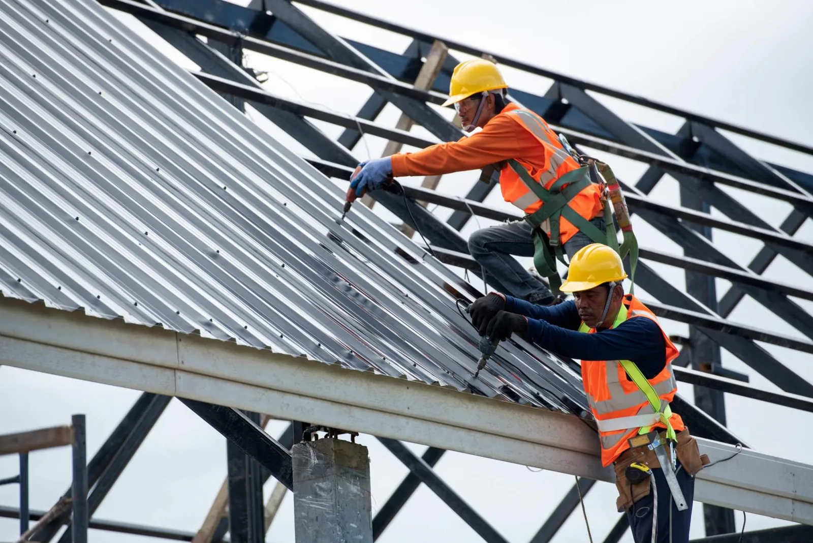 Roof Insurance Claim Assistance in Cape Coral, FL